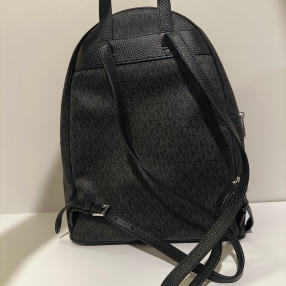 Michael Kors black medium Abbey backpack - Picture 2 of 8